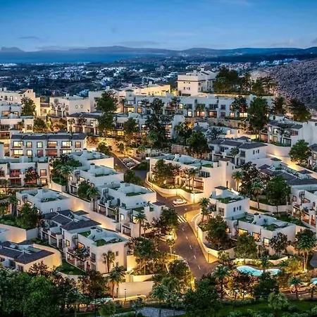 Domillion Paraiso Pueblo 2bdr W Rooftop Terrace * Estepona