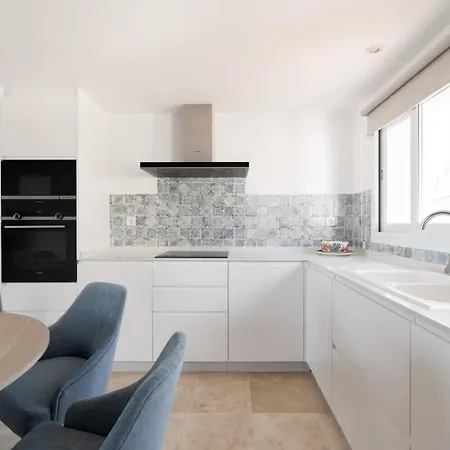 Domillion Paraiso Pueblo 2bdr W Rooftop Terrace Apartment Estepona
